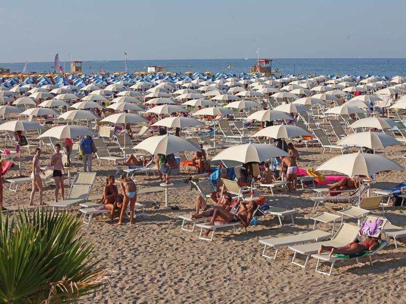 Apartament Residenza Manuela Riccione Zewnętrze zdjęcie